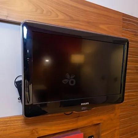 Haaga Park Отель